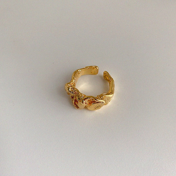 Vintage irregular metal pleated adjustable ring
