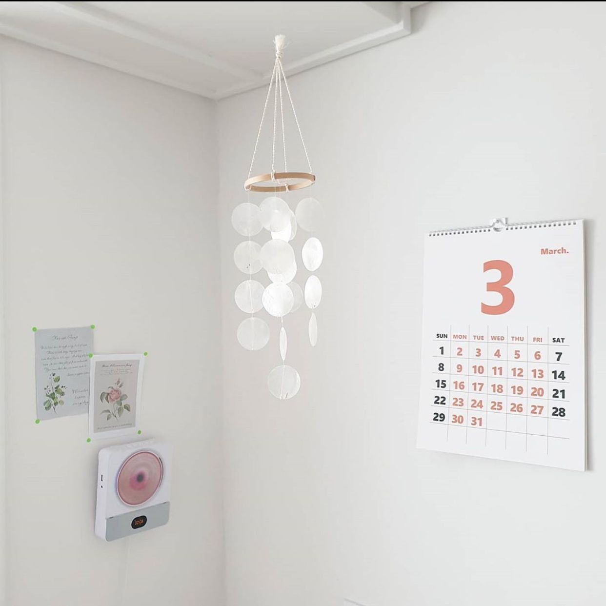 ins shell wind chimes small fresh balcony window sill pendant kindergarten pendant creative home bed and breakfast air pendant