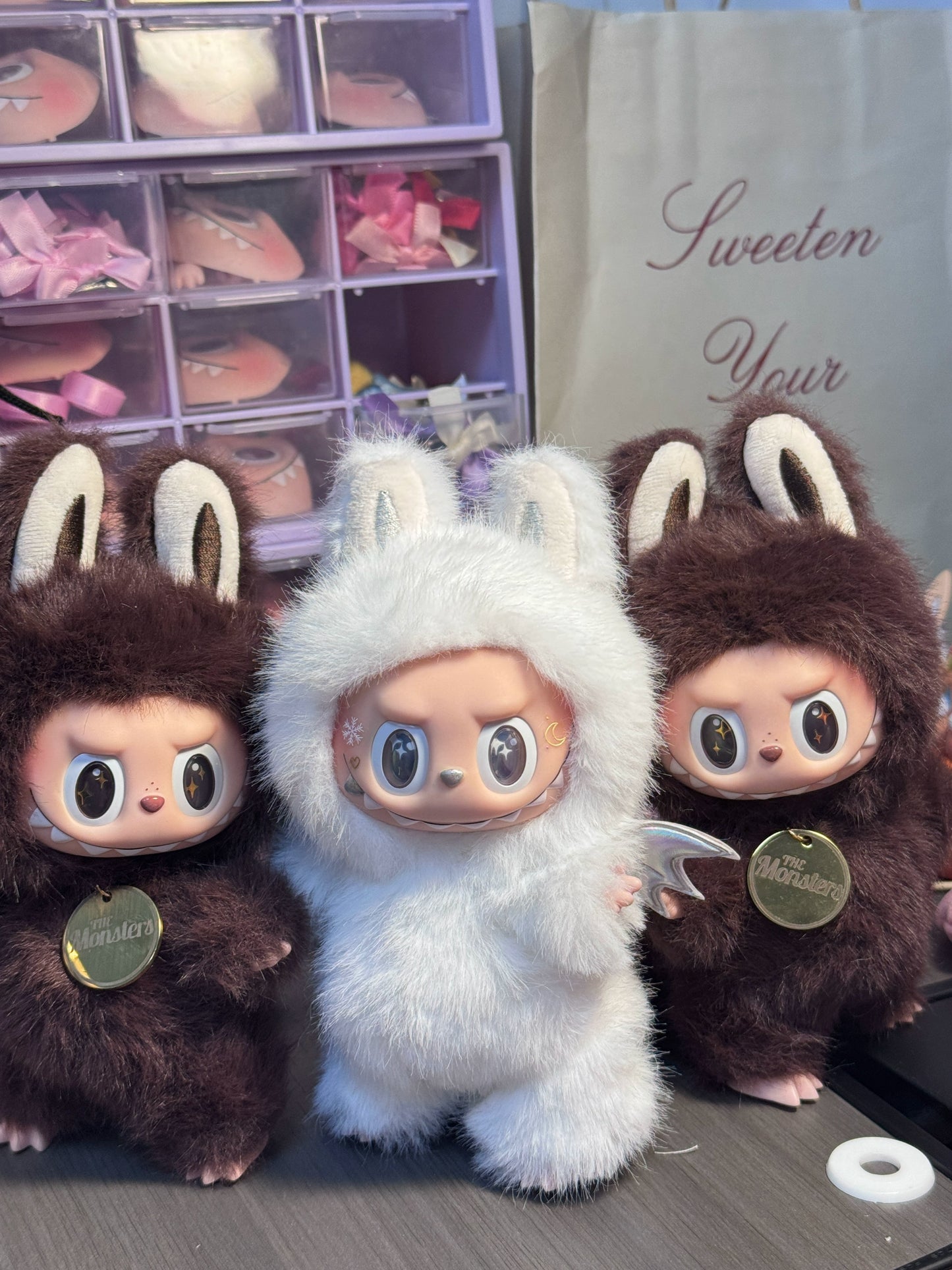 Zimomo 1.0 and 2.0 Genuine First-generation Macarons Can Be Changed To Consult and Arrange Orders. The Picture Shows My Real Order.