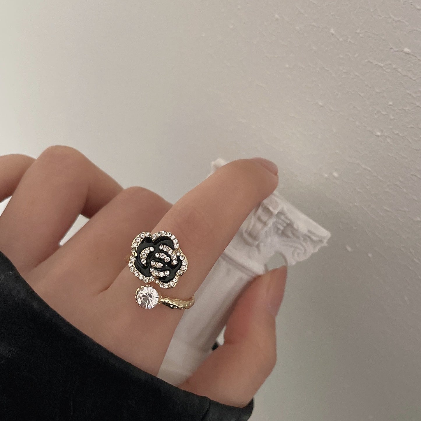 Light luxury zircon camellia open ring