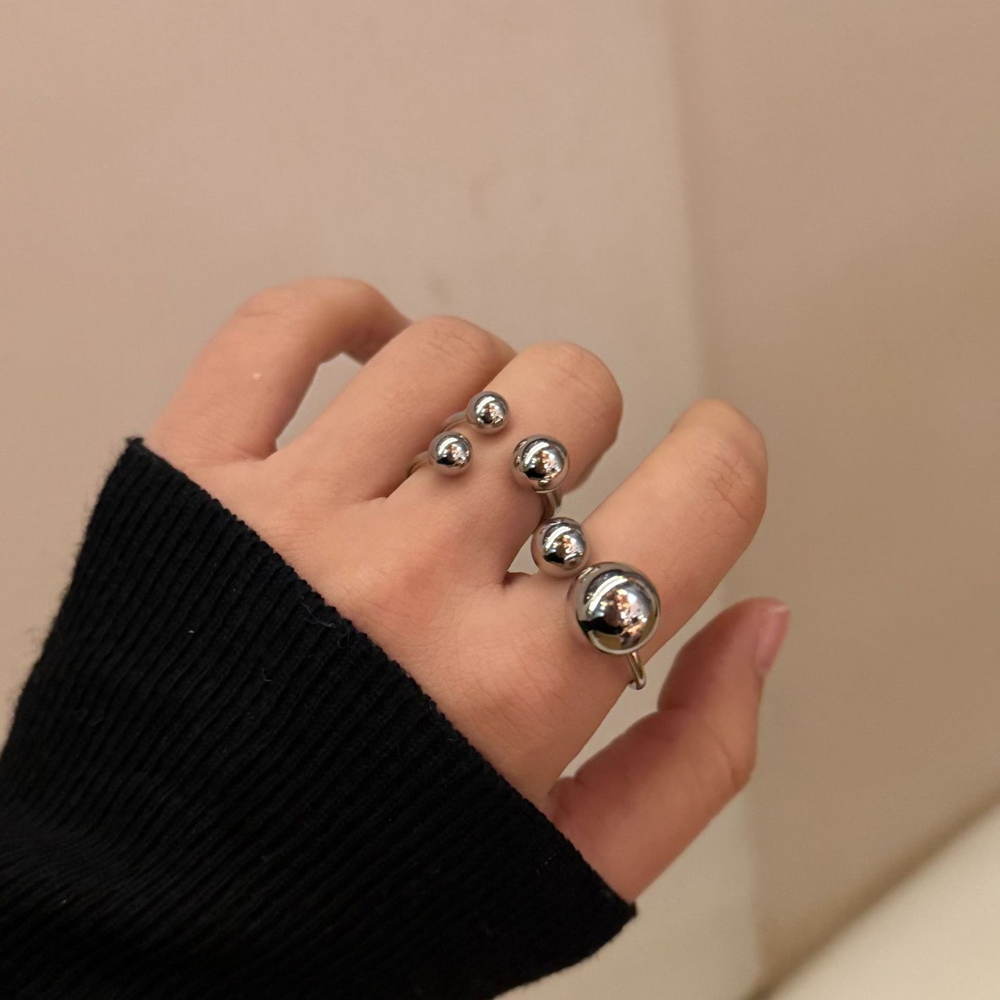 Spherical stainless steel ring